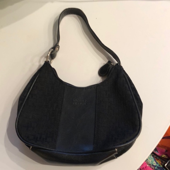 Tommy Hilfiger bag - Picture 1 of 5